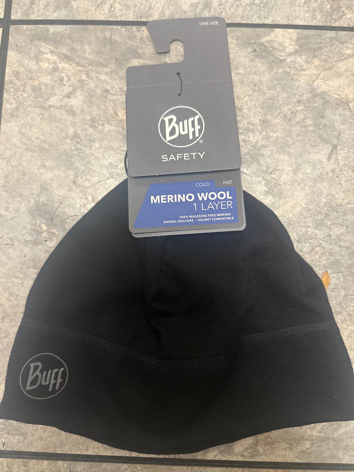 BUFF cold merino wool hat