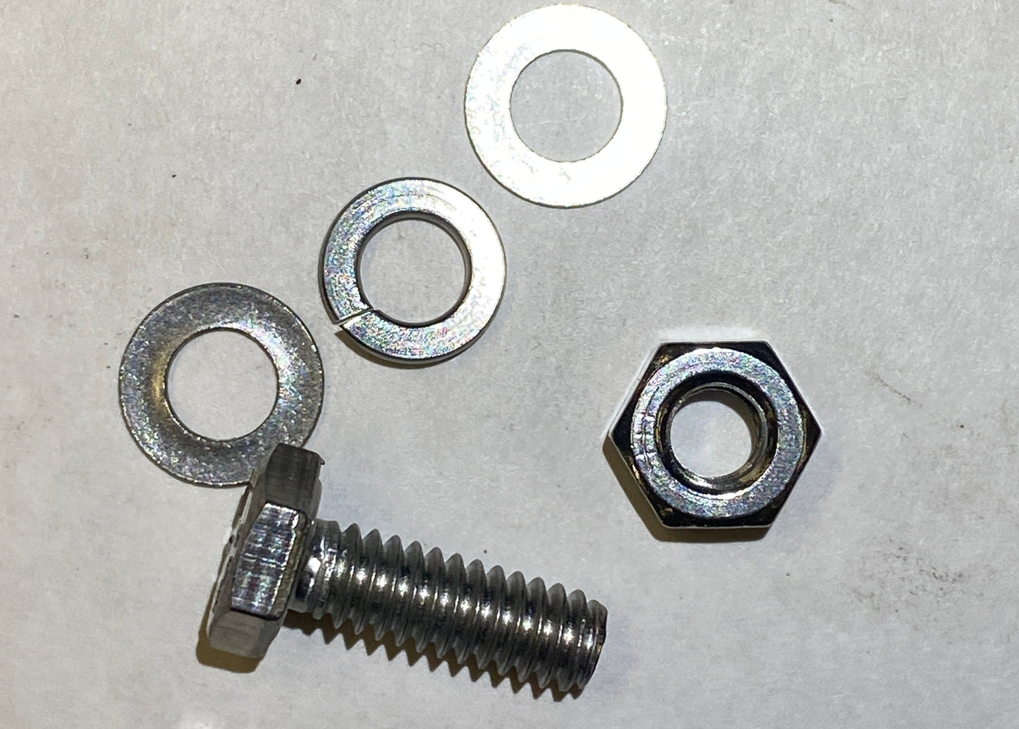 BATTERY BOLTS