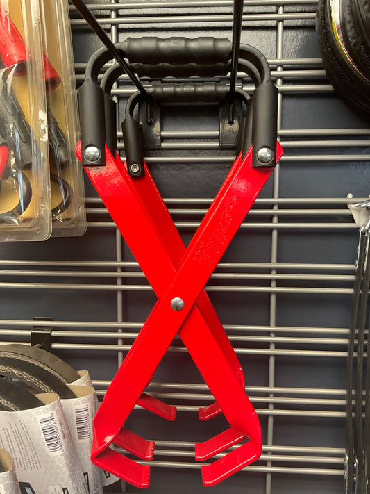 Red Jaw Battery Carrier