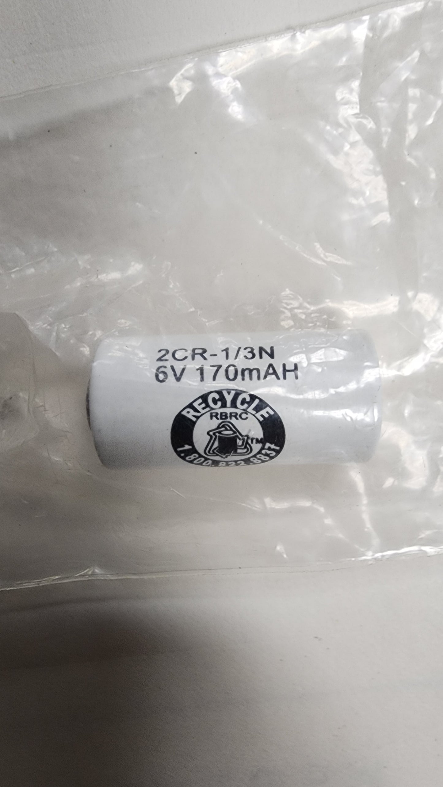 v28px 2L76